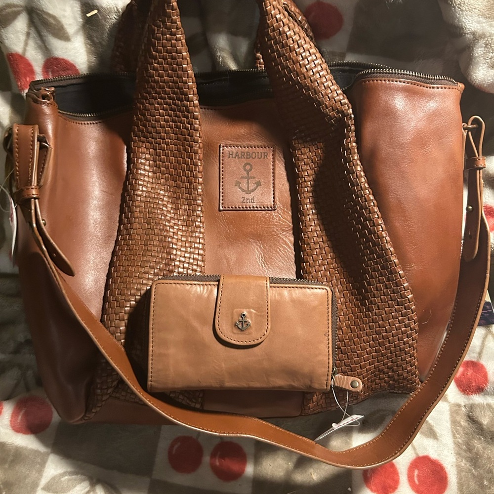 New Harbour 2nd Brown Leather Women's Bag with wallets